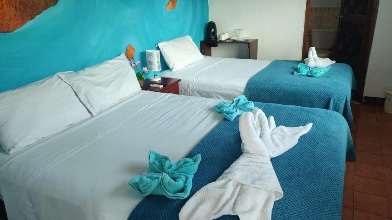 Puerto Ayora Island Hotel Kültér fotó